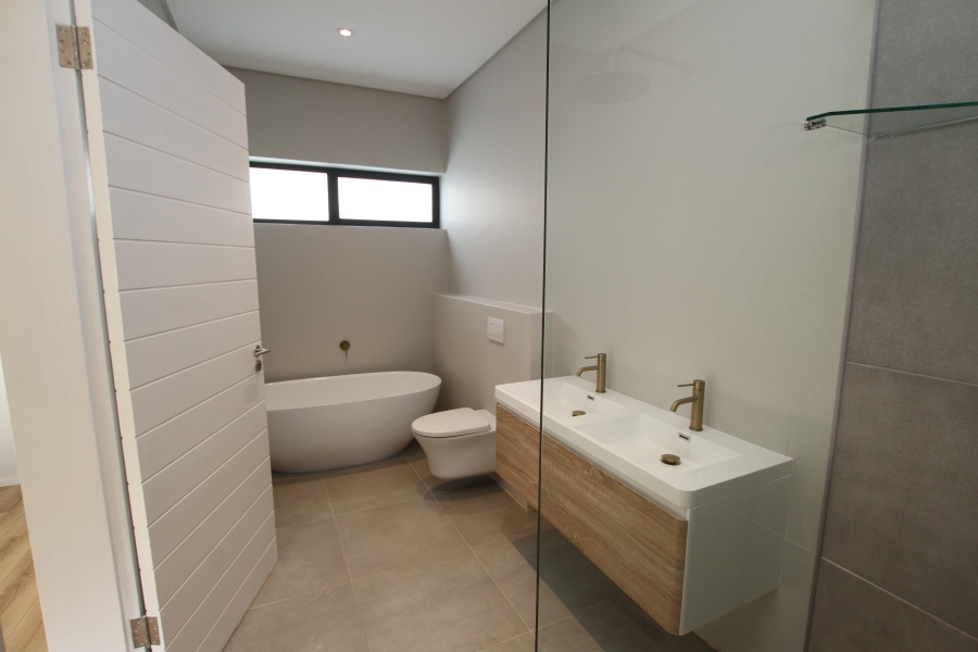 3 Bedroom Property for Sale in Keurbooms River Western Cape